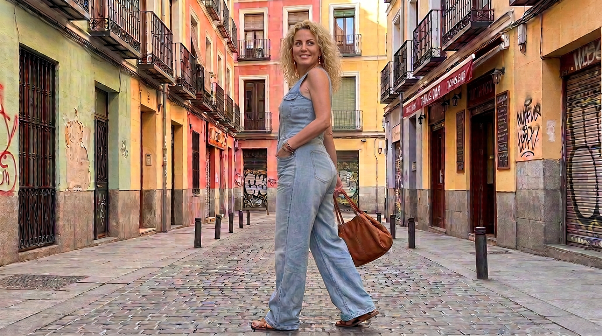 Yolanda | Mono de Silueta Entallada y Elegante