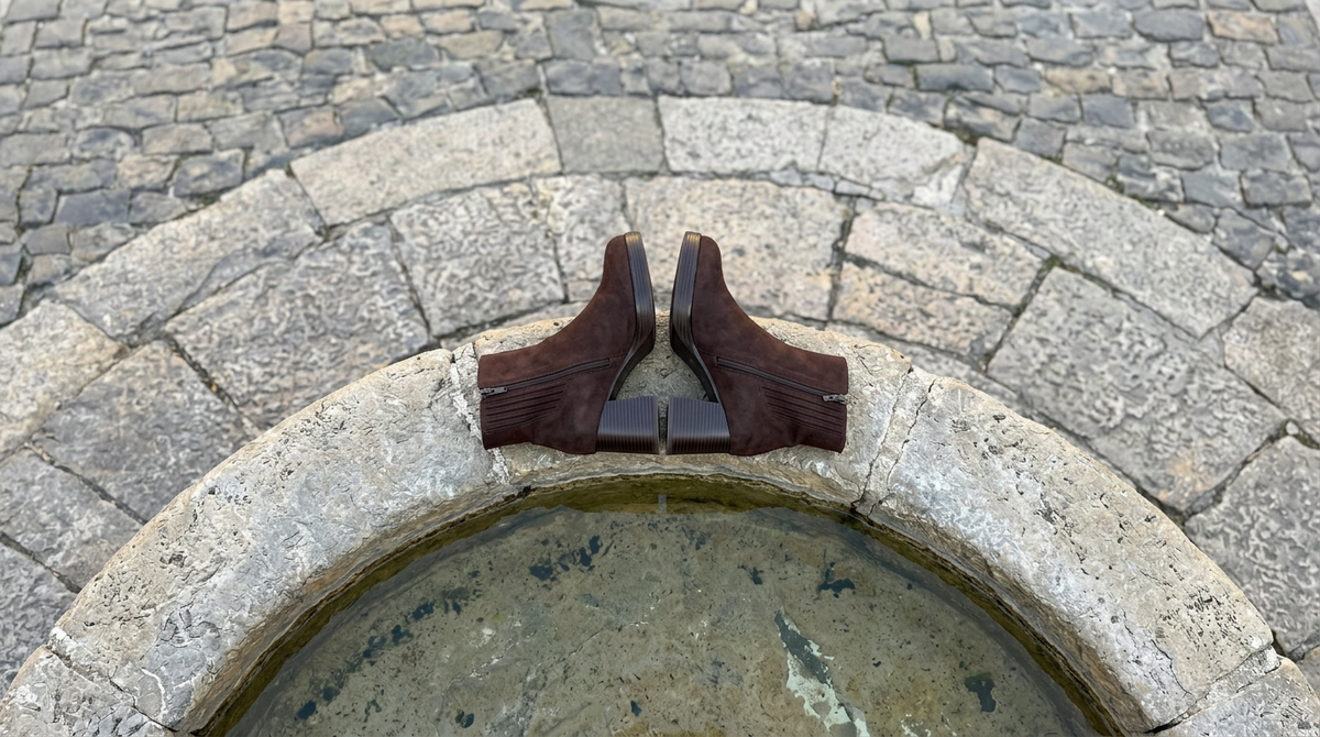 Beatriz | Botines con Tacón en Antelina Marrón